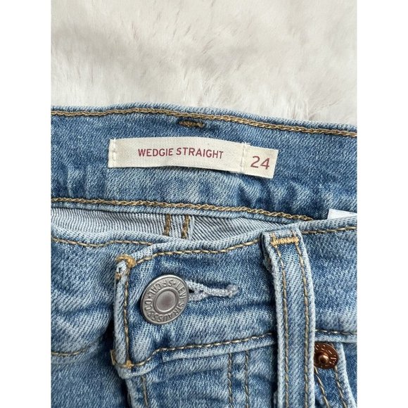 Levis Premium 24 Wedgie Straight Distressed Raw Hem Denim Blue Jeans But… - Picture 3 of 7